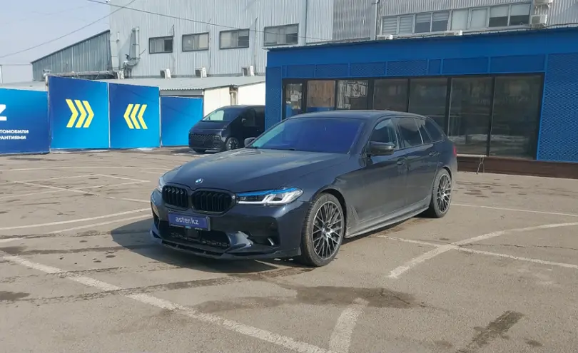 BMW 5 серии 2018 года за 10 500 000 тг. в Алматы