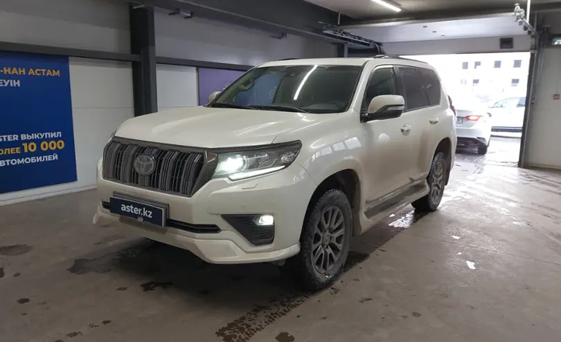 Toyota Land Cruiser Prado 2022 года за 35 000 000 тг. в Астана