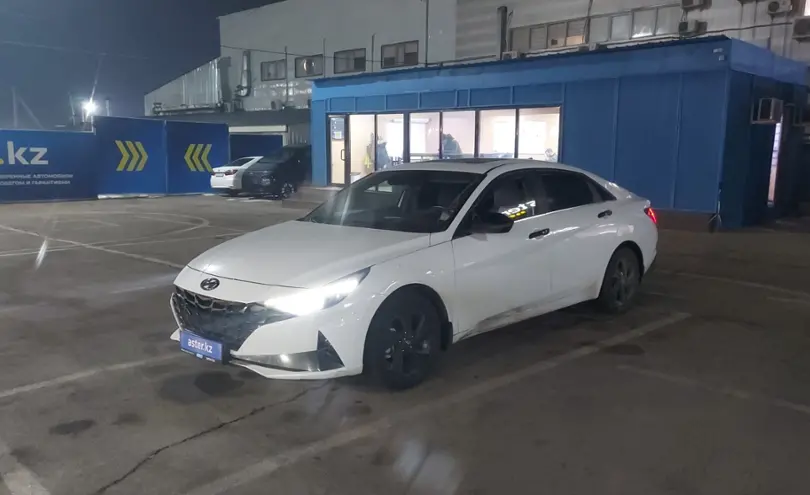 Hyundai Elantra 2023 года за 10 600 000 тг. в Алматы