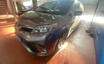 Toyota Sienna 2015 года за 13 500 000 тг. в Астана фото 1