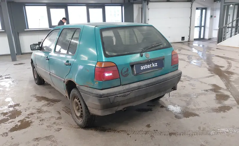 Volkswagen Golf 1992 года за 800 000 тг. в Астана фото 4