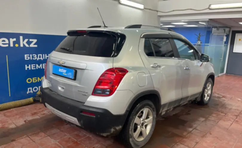 Chevrolet Tracker 2014 года за 5 400 000 тг. в Астана фото 5