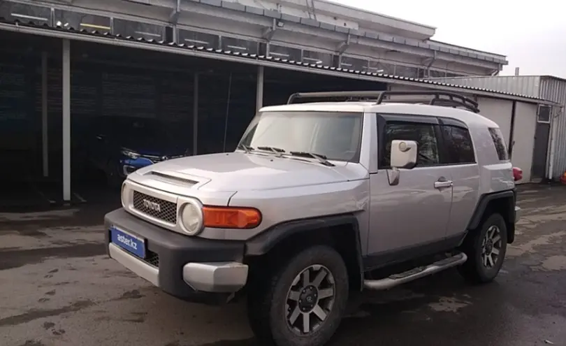 Toyota FJ Cruiser 2007 года за 12 500 000 тг. в Алматы