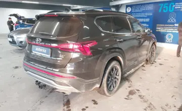 Hyundai Santa Fe 2022 года за 17 500 000 тг. в Астана фото 3