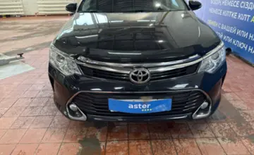 Toyota Camry 2017 года за 13 500 000 тг. в Астана фото 2