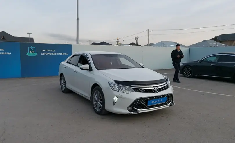Toyota Camry 2016 года за 10 000 000 тг. в Шымкент фото 2