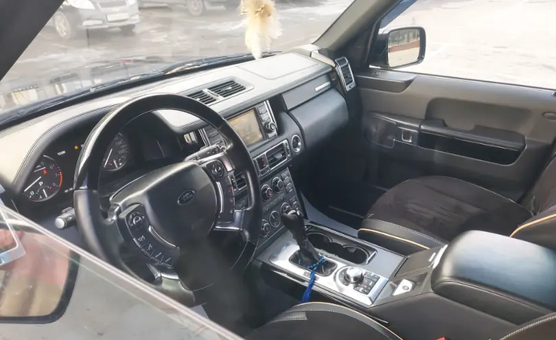 Land Rover Range Rover 2010 года за 13 000 000 тг. в Алматы фото 5
