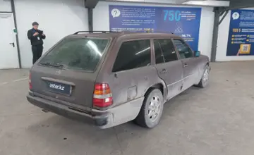 Mercedes-Benz W124 1991 года за 1 200 000 тг. в Астана фото 3