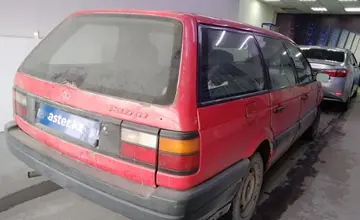 Volkswagen Passat 1990 года за 800 000 тг. в Павлодар