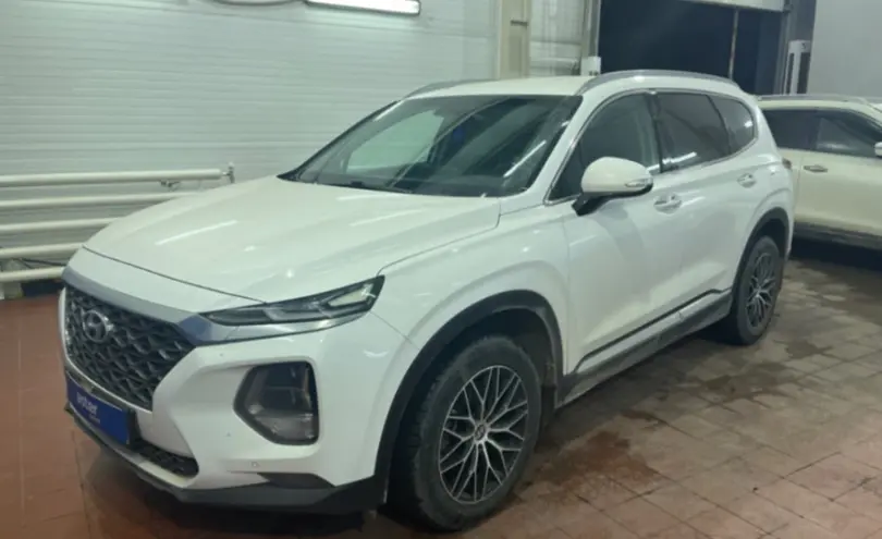 Hyundai Santa Fe 2019 года за 12 700 000 тг. в Астана