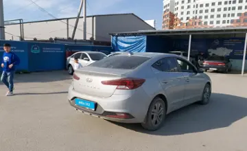 Hyundai Elantra 2019 года за 8 500 000 тг. в Шымкент фото 3