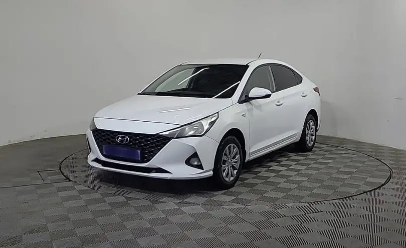 Hyundai Accent 2022 года за 6 290 000 тг. в Алматы