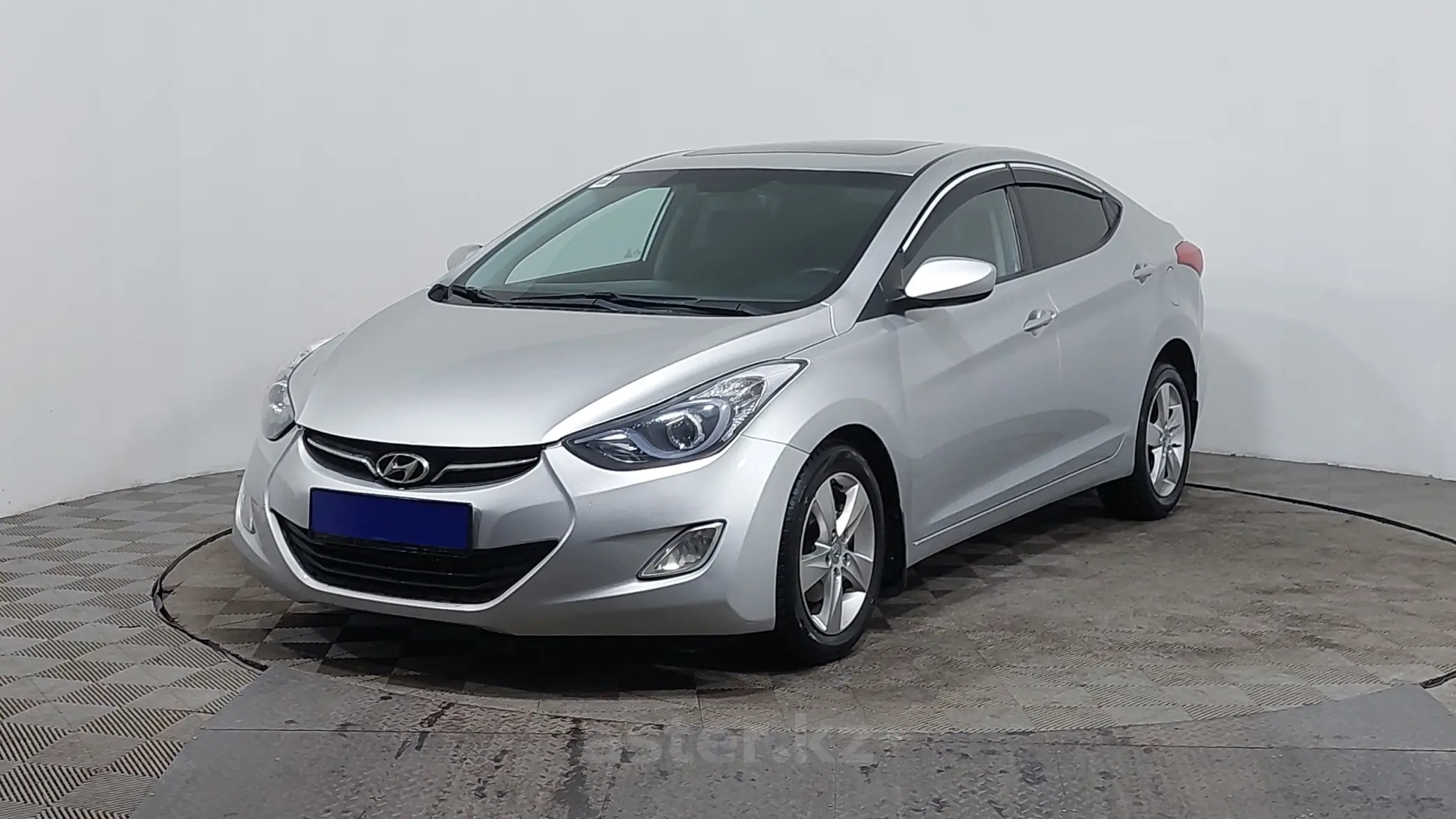 Hyundai Elantra 2011