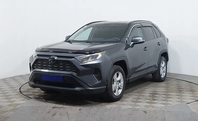 Toyota RAV4 2020 года за 13 000 000 тг. в Астана