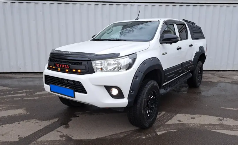 Toyota Hilux 2018 года за 14 750 000 тг. в Алматы