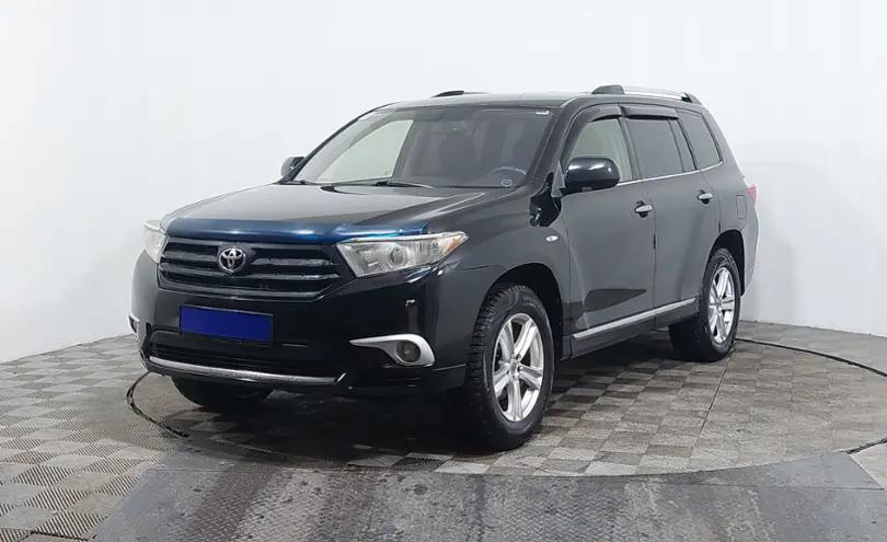 Toyota Highlander 2012 года за 12 300 000 тг. в Астана