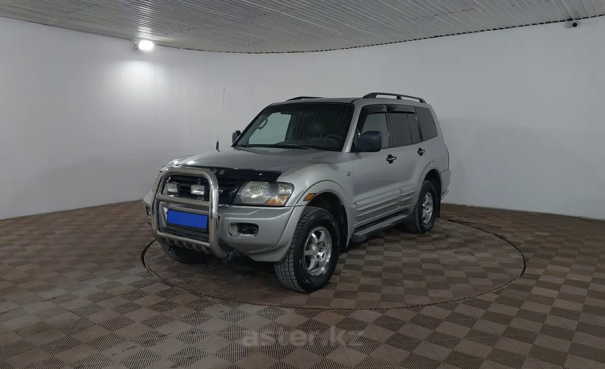 2001 Mitsubishi Pajero