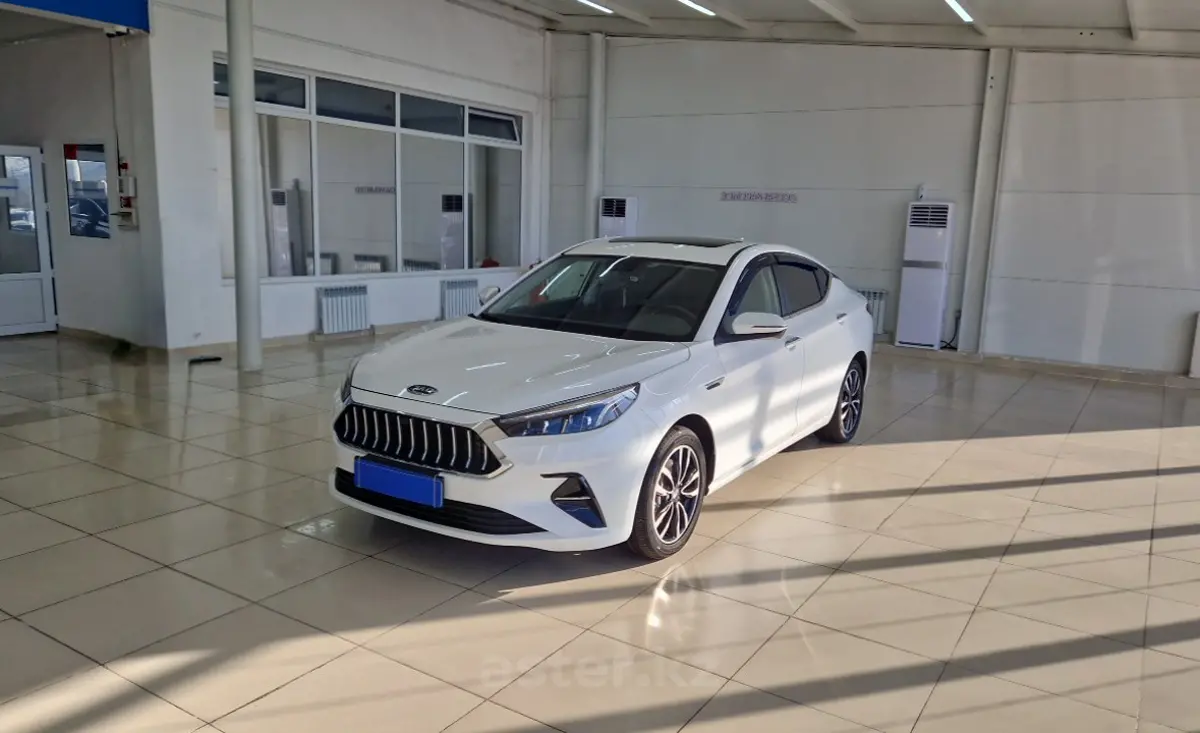 2021 JAC J7
