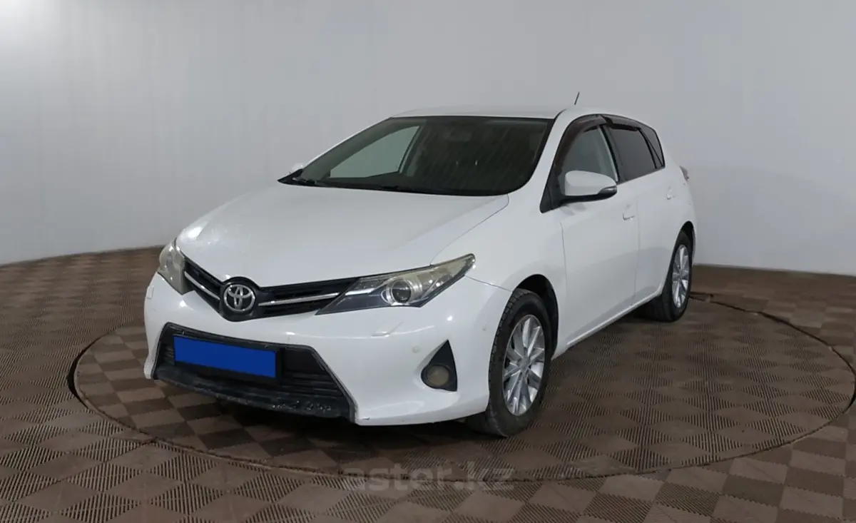 2013 Toyota Auris