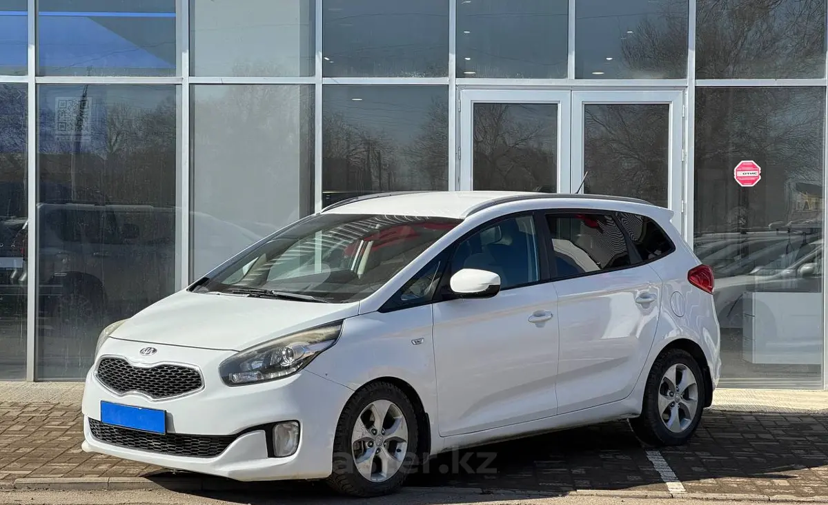 2014 Kia Carens