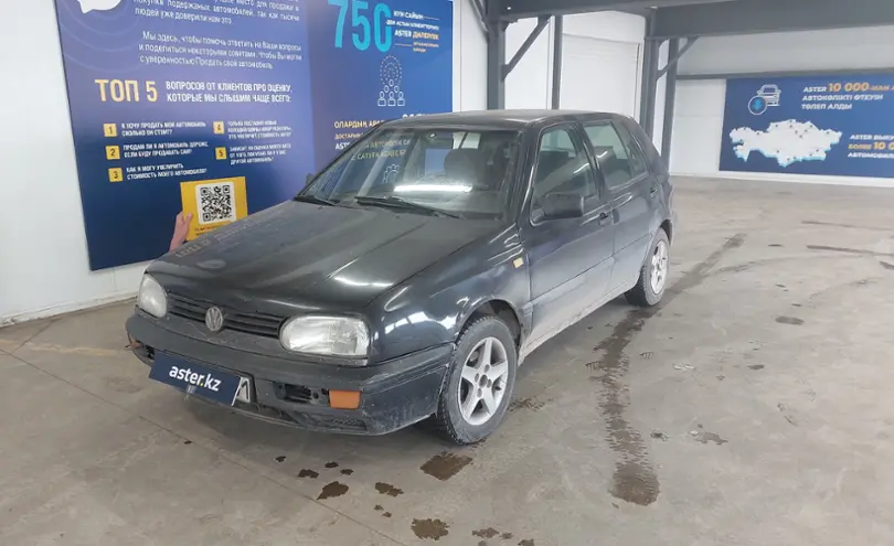 Volkswagen Golf 1995 года за 900 000 тг. в Астана