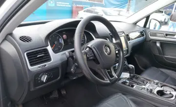 Volkswagen Touareg 2010 года за 13 000 000 тг. в Шымкент фото 5