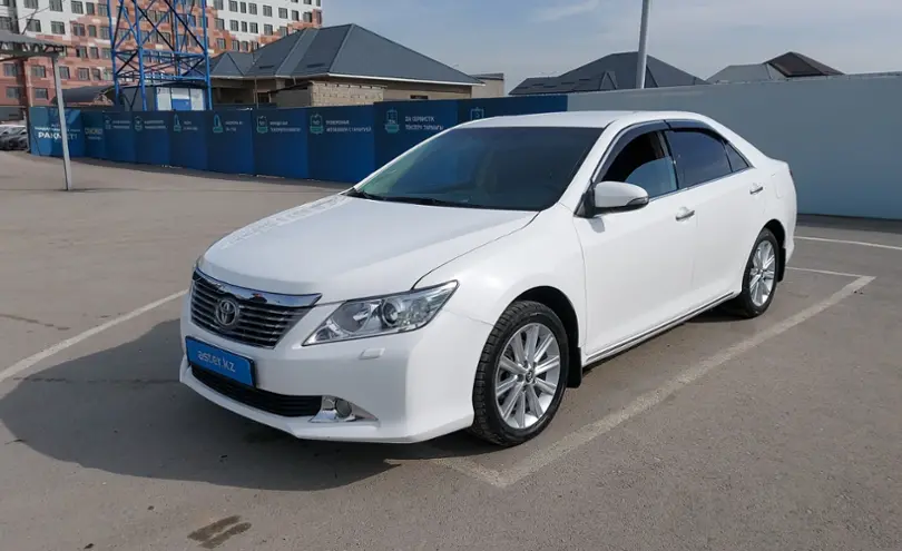 Toyota Camry 2013 года за 10 500 000 тг. в Шымкент