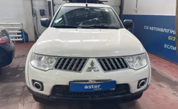 Mitsubishi Pajero Sport 2012 года за 7 000 000 тг. в Астана фото 2