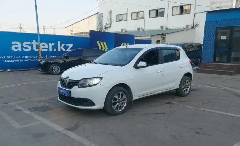 Renault Sandero 2015 года за 2 400 000 тг. в Алматы