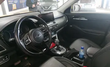 Kia Seltos 2020 года за 10 000 000 тг. в Астана фото 5