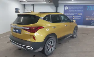 Kia Seltos 2020 года за 10 000 000 тг. в Астана фото 3