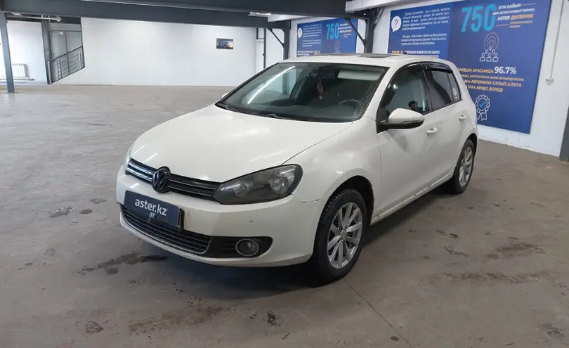 Volkswagen Golf 2009 года за 4 600 000 тг. в Астана