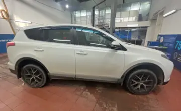 Toyota RAV4 2019 года за 11 000 000 тг. в Астана фото 4