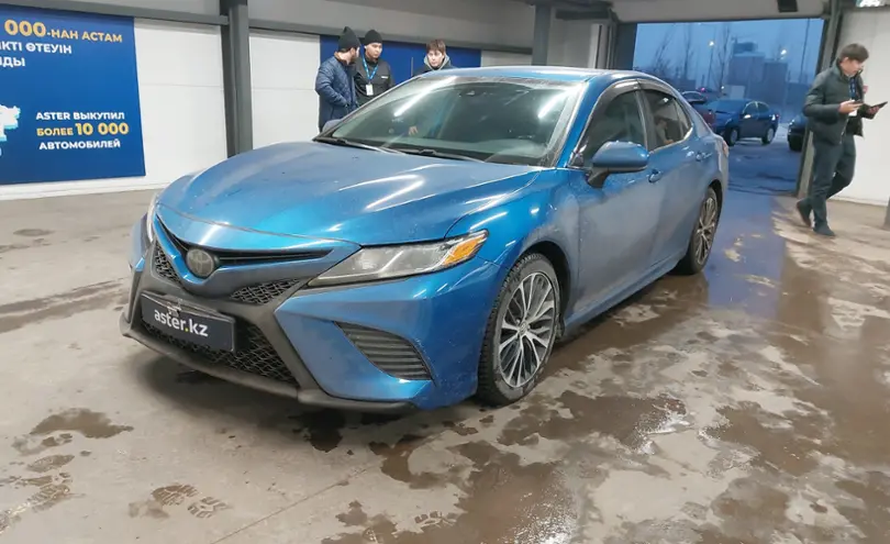 Toyota Camry 2019 года за 12 500 000 тг. в Астана