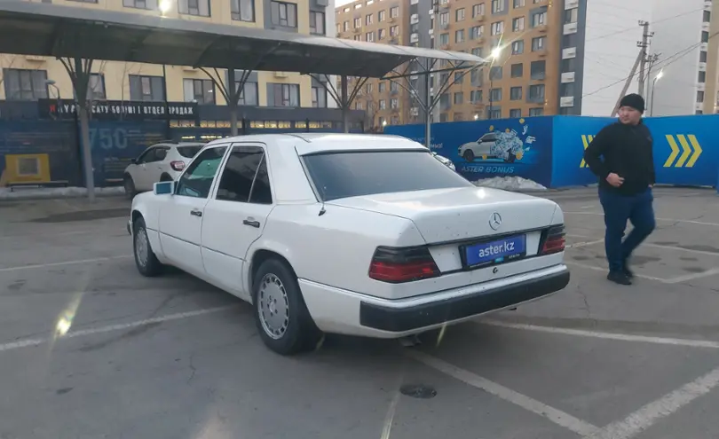 Mercedes-Benz W124 1992 года за 2 000 000 тг. в Алматы фото 4