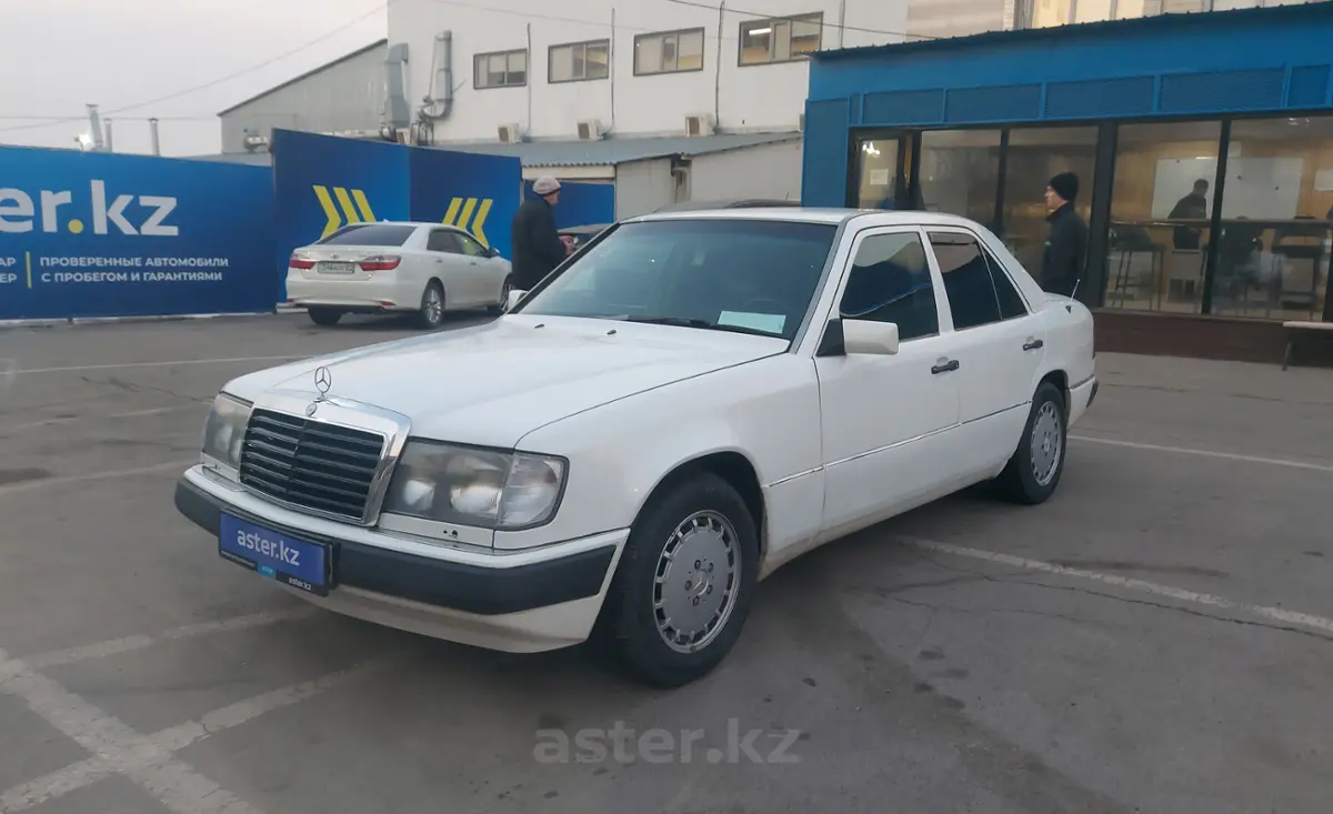 Mercedes-Benz W124 1992 года за 2 000 000 тг. в Алматы