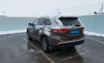 Toyota Highlander 2018 года за 19 000 000 тг. в Шымкент фото 4
