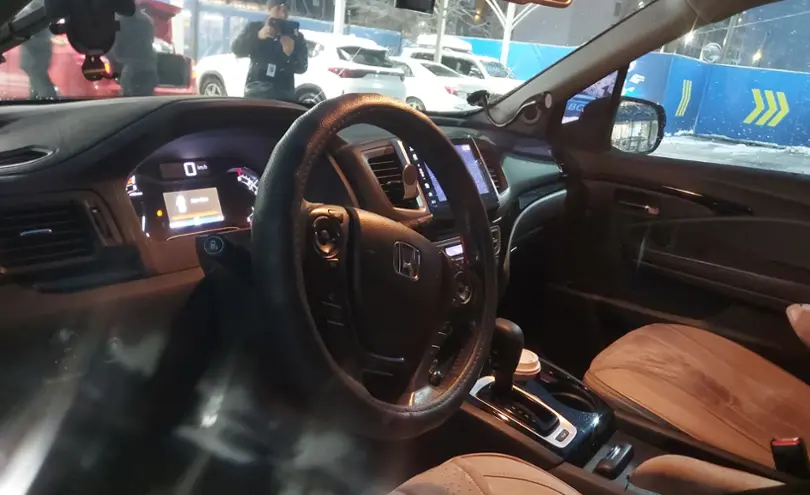 Honda Pilot 2017 года за 17 000 000 тг. в Алматы фото 5