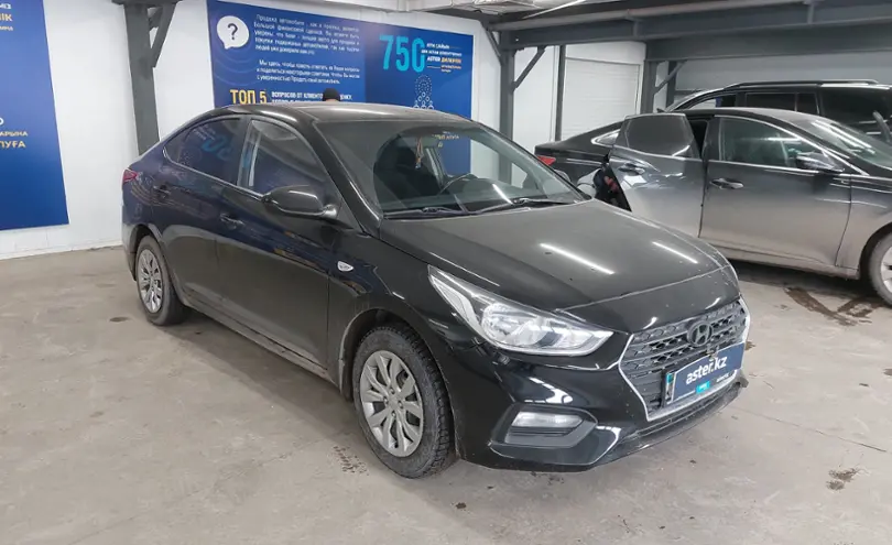 Hyundai Accent 2018 года за 6 800 000 тг. в Астана фото 2