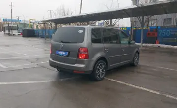 Volkswagen Touran 2007 года за 3 900 000 тг. в Алматы фото 3