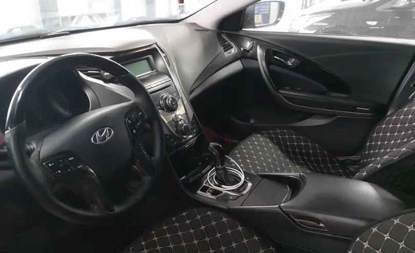 Hyundai Grandeur 2013 года за 8 000 000 тг. в Астана фото 5