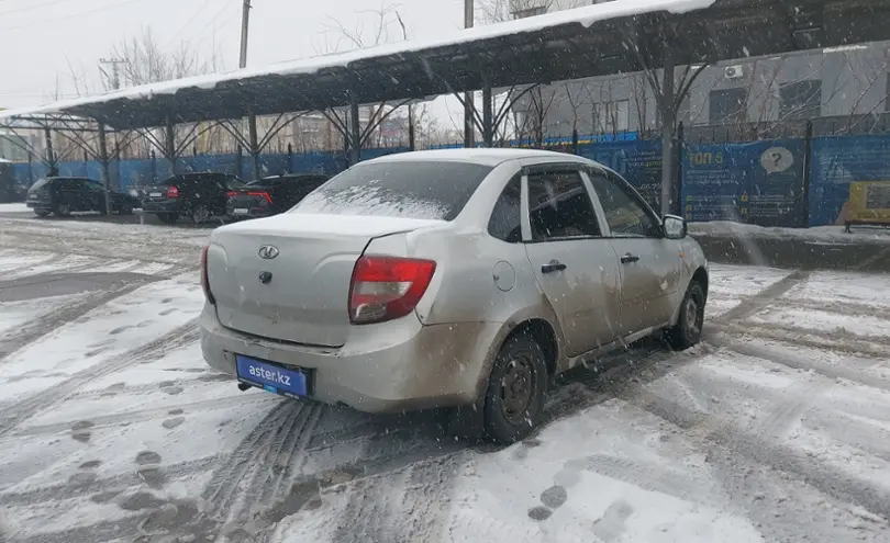 LADA (ВАЗ) Granta 2013 года за 2 500 000 тг. в Алматы фото 3