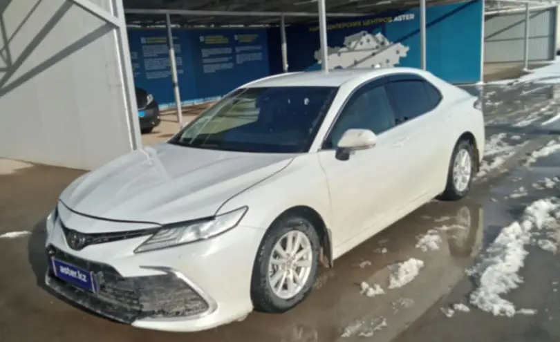 Toyota Camry 2021 года за 16 700 000 тг. в Кызылорда