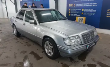 Mercedes-Benz E-Класс 1994 года за 3 000 000 тг. в Астана фото 2