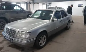Mercedes-Benz E-Класс 1994 года за 3 000 000 тг. в Астана фото 1