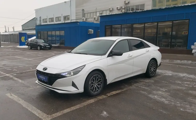 Hyundai Elantra 2021 года за 9 500 000 тг. в Алматы