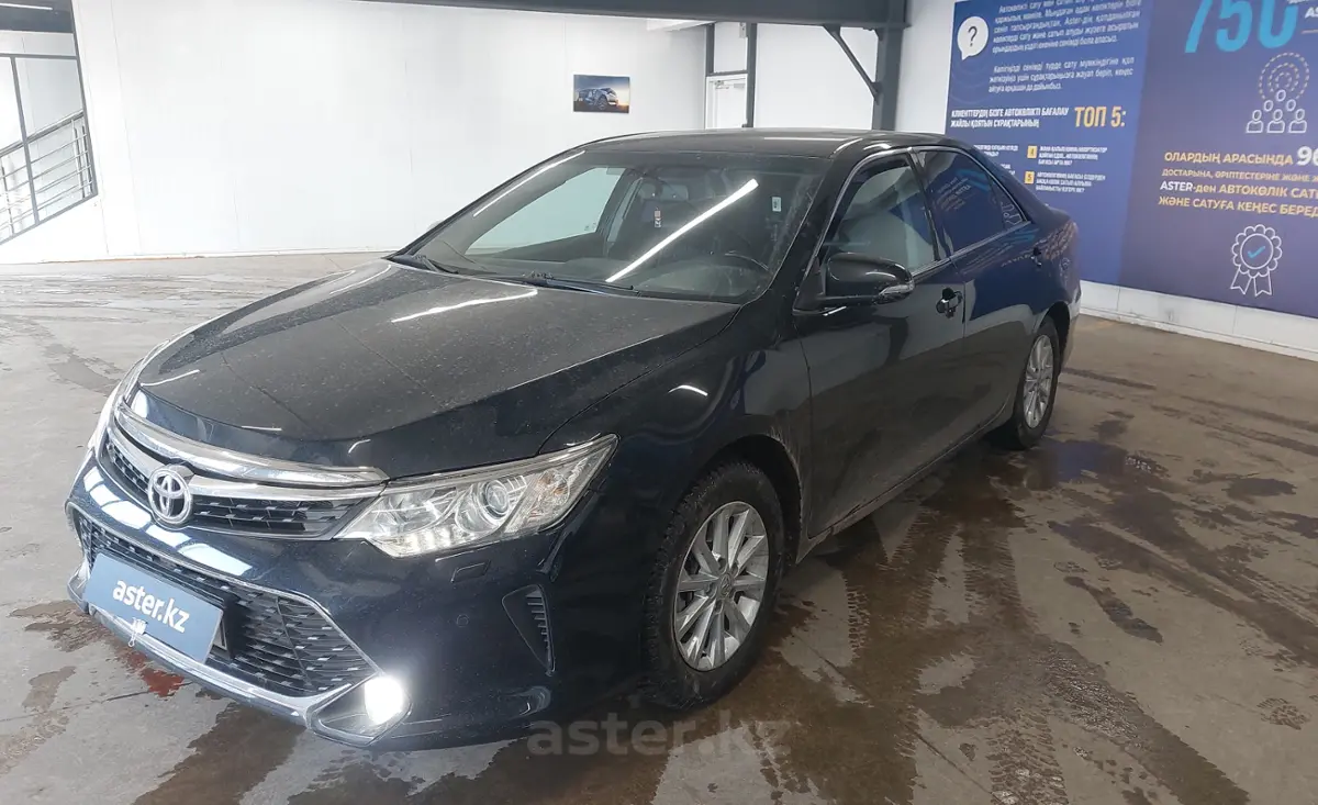 Toyota Camry 2015 года за 10 000 000 тг. в Астана