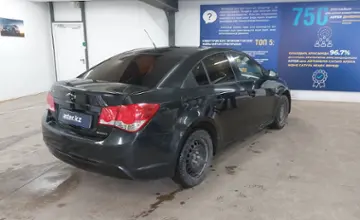 Chevrolet Cruze 2013 года за 3 600 000 тг. в Астана фото 3