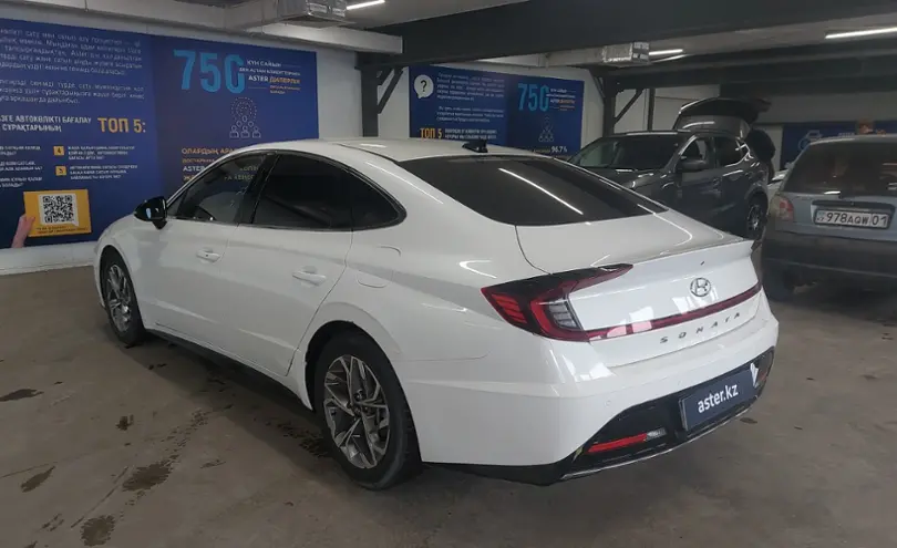 Hyundai Sonata 2021 года за 11 000 000 тг. в Астана фото 4