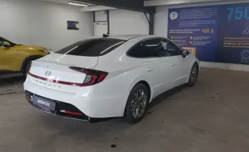 Hyundai Sonata 2021 года за 11 000 000 тг. в Астана фото 3